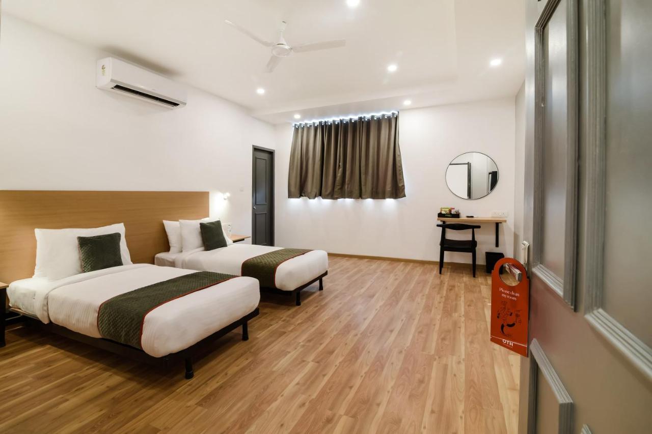 Oyo Townhouse 091 Nungambakkam Hotel Chennai Exterior photo